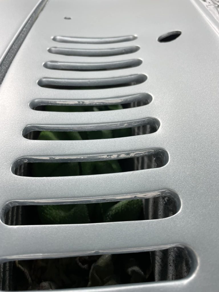 scimitar vents